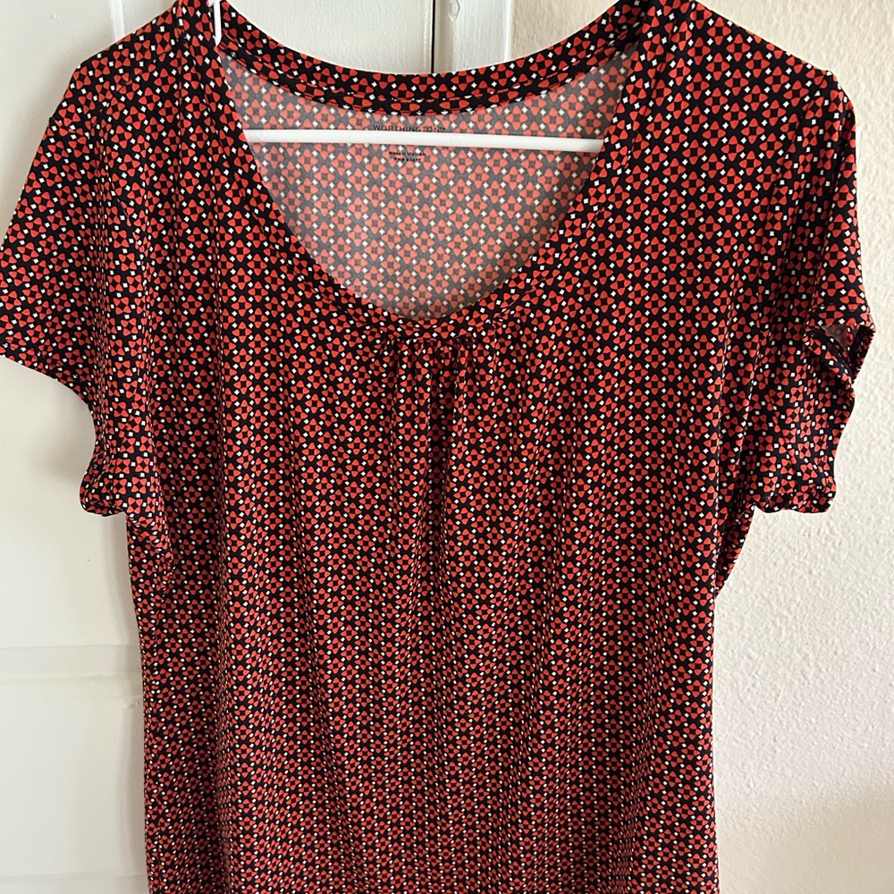 Worthington Red and Black Geometric Blouse